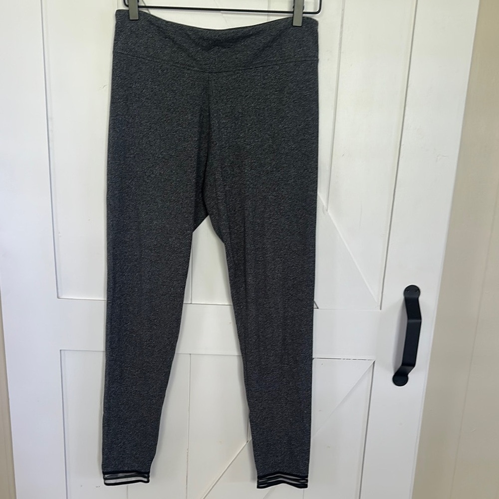 Victoria’s Secret Sport Gray Leggings, Size  L